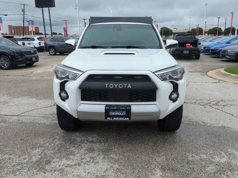 Used 2020 Toyota 4Runner TRD Off-Road AWD/4WD image 3