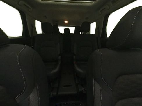 Used 2023 Nissan Pathfinder SV w/ SV Premium Package AWD/4WD image 30
