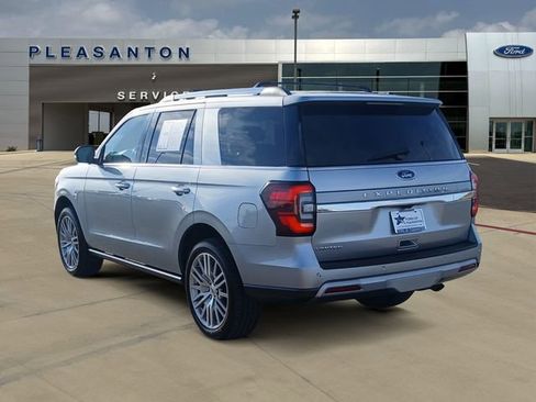 Certified 2024 Ford Expedition Limited image 3