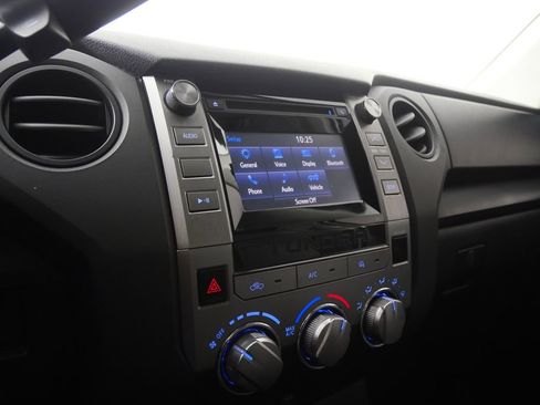 Used 2017 Toyota Tundra SR5 image 22