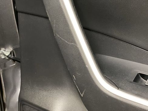 Used 2021 Toyota RAV4 XLE Premium image 37