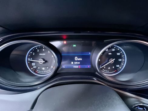 Used 2023 Buick Encore GX Preferred w/ Cold Weather Comfort Package FWD image 22