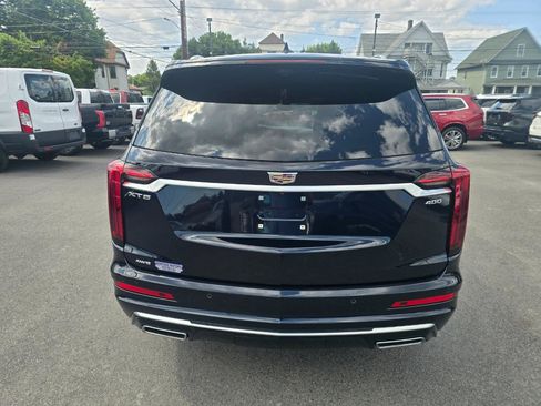 Used 2021 Cadillac XT6 Premium Luxury AWD/4WD image 20