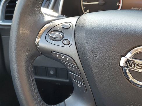 Used 2021 Nissan Murano SV image 14