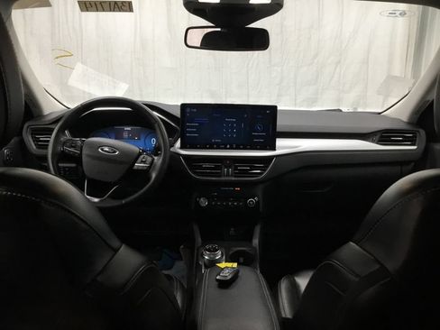 Used 2023 Ford Escape Platinum AWD/4WD image 31