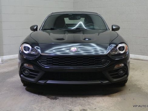 Used 2017 FIAT 124 Spider Abarth RWD image 11