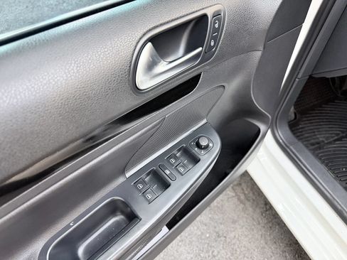 Used 2011 Volkswagen Jetta TDI FWD image 15