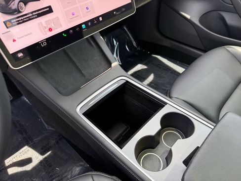 Used 2023 Tesla Model 3 Standard Range RWD image 23