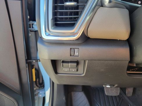 New 2026 GMC Canyon Denali image 19