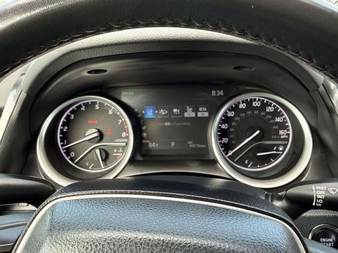 Used 2024 Toyota Camry XLE w/ Cold Weather Package FWD image 23