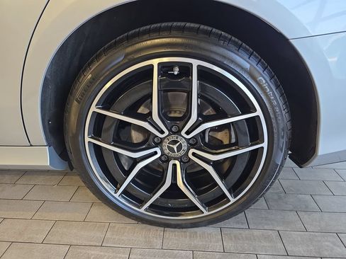 Used 2022 Mercedes-Benz E 350 Sedan image 37