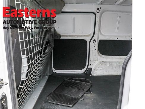 Used 2020 Nissan NV200 S image 21