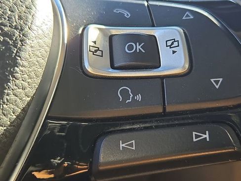 Used 2017 Volkswagen Jetta SE image 28