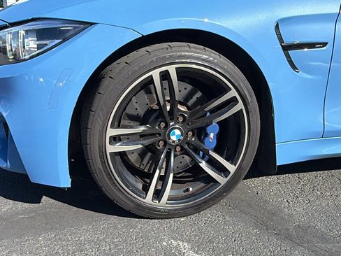 Used 2018 BMW M4 Coupe RWD image 9