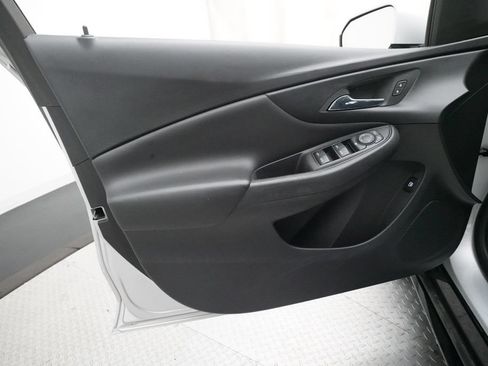 Used 2019 Chevrolet Volt LT FWD image 26
