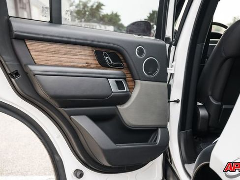 Used 2018 Land Rover Range Rover HSE image 58