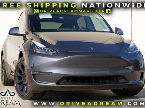 Used 2022 Tesla Model Y Long Range AWD/4WD image 2