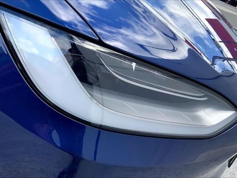 Used 2021 Tesla Model X Long Range AWD/4WD image 31