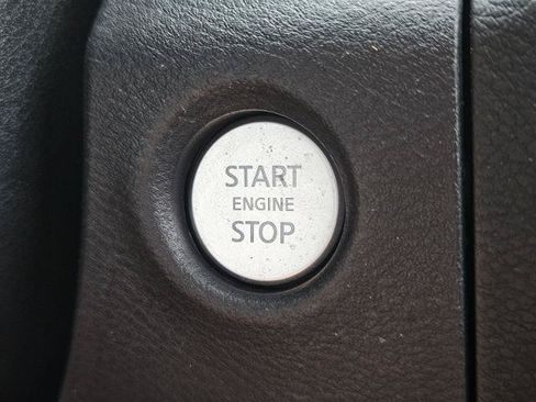 Certified 2022 Nissan Frontier SV RWD image 25