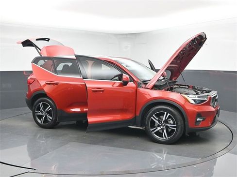 Used 2023 Volvo XC40 B5 Plus w/ Driver Assist Package image 51