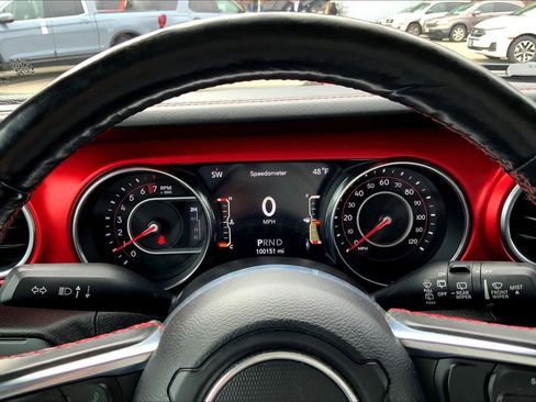 Used 2019 Jeep Wrangler Unlimited Rubicon w/ LED Lighting Group image 25