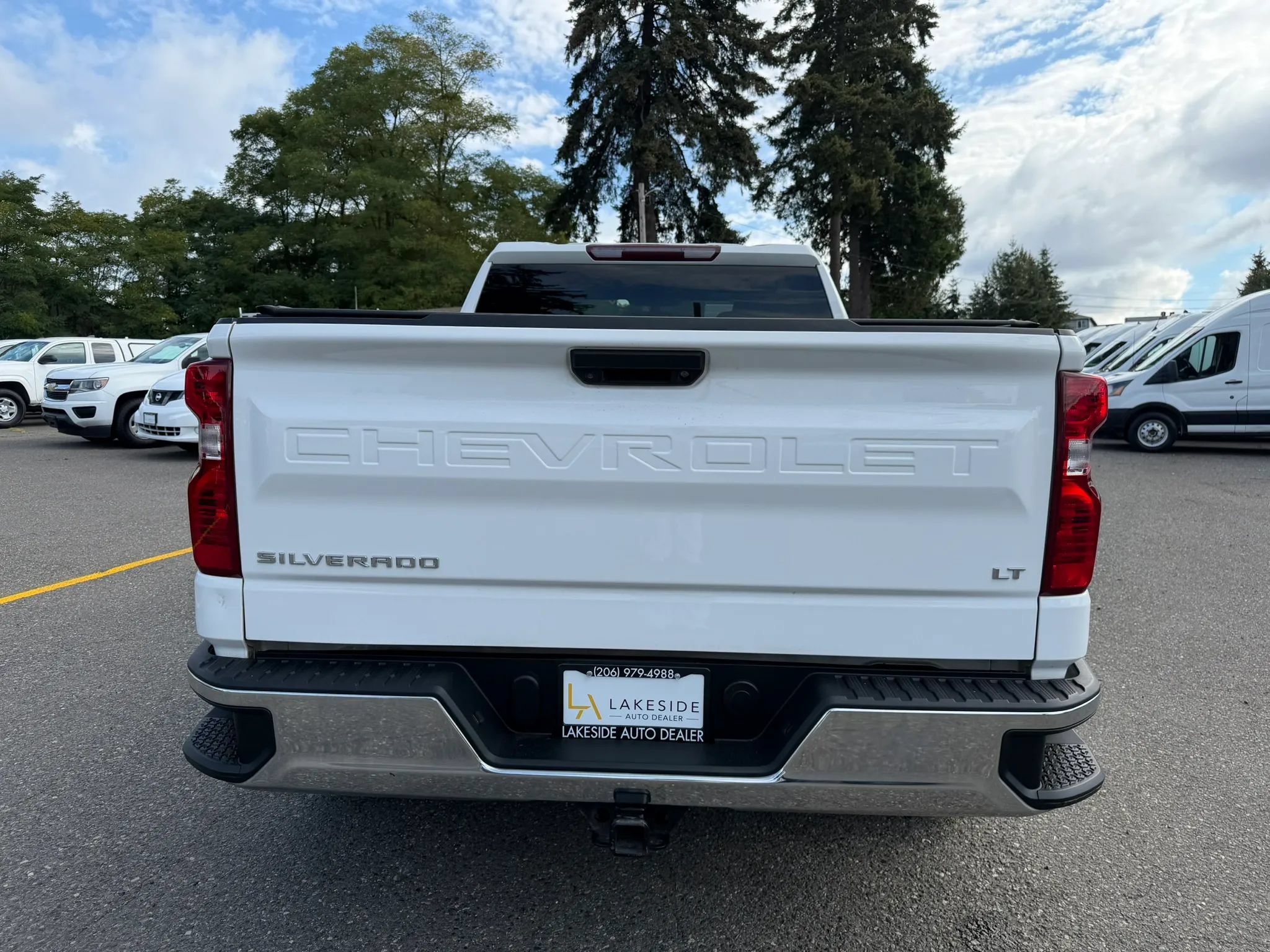Used 2020 Chevrolet Silverado 1500 LT w/ Bed Protection Package AWD/4WD image 6