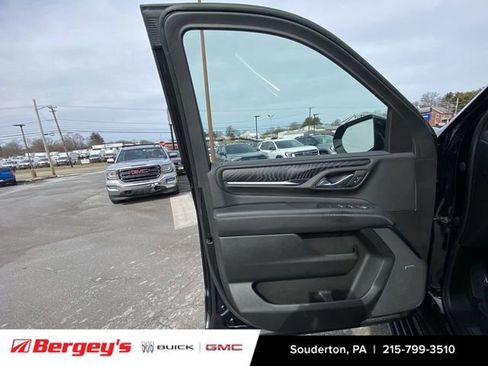 Certified 2023 GMC Yukon XL Denali image 26