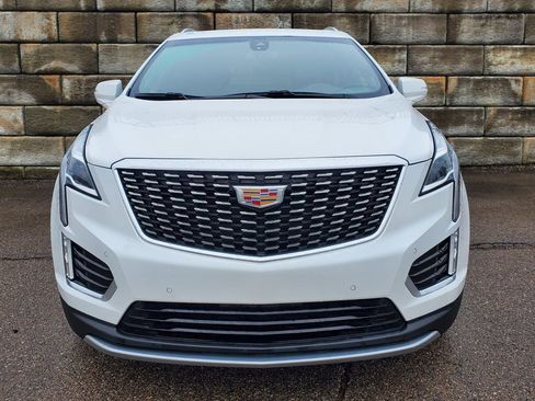 Certified 2023 Cadillac XT5 Premium Luxury w/ LPO, Floor Liner Package AWD/4WD image 8