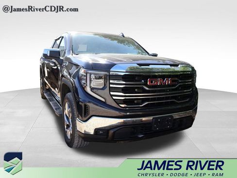 Used 2023 GMC Sierra 1500 SLT AWD/4WD image 8