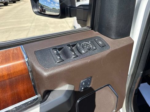 Used 2018 Ford F350 King Ranch w/ King Ranch Ultimate Package AWD/4WD image 25