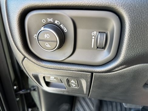 Used 2026 RAM 1500 Big Horn AWD/4WD image 22