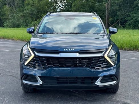 Used 2024 Kia Sportage EX w/ EX Premium Package AWD/4WD image 2