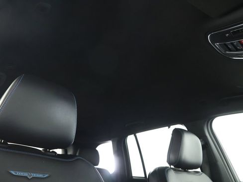 Used 2022 Jeep Grand Cherokee Trailhawk w/ Advanced Protech Group II image 19