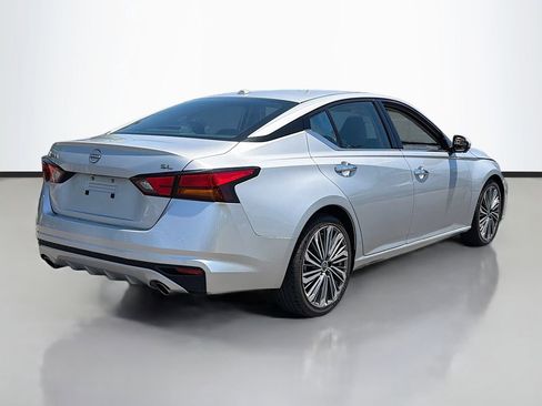 Used 2023 Nissan Altima 2.5 SL FWD image 5