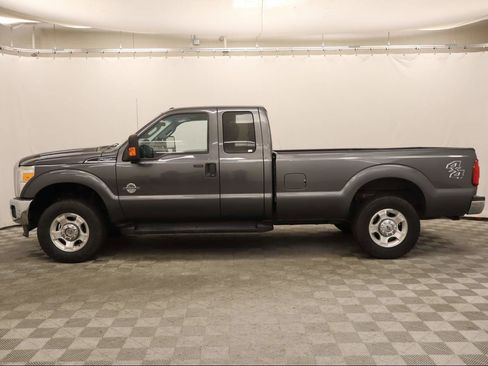 Used 2015 Ford F250 XLT w/ XLT Interior Package image 2
