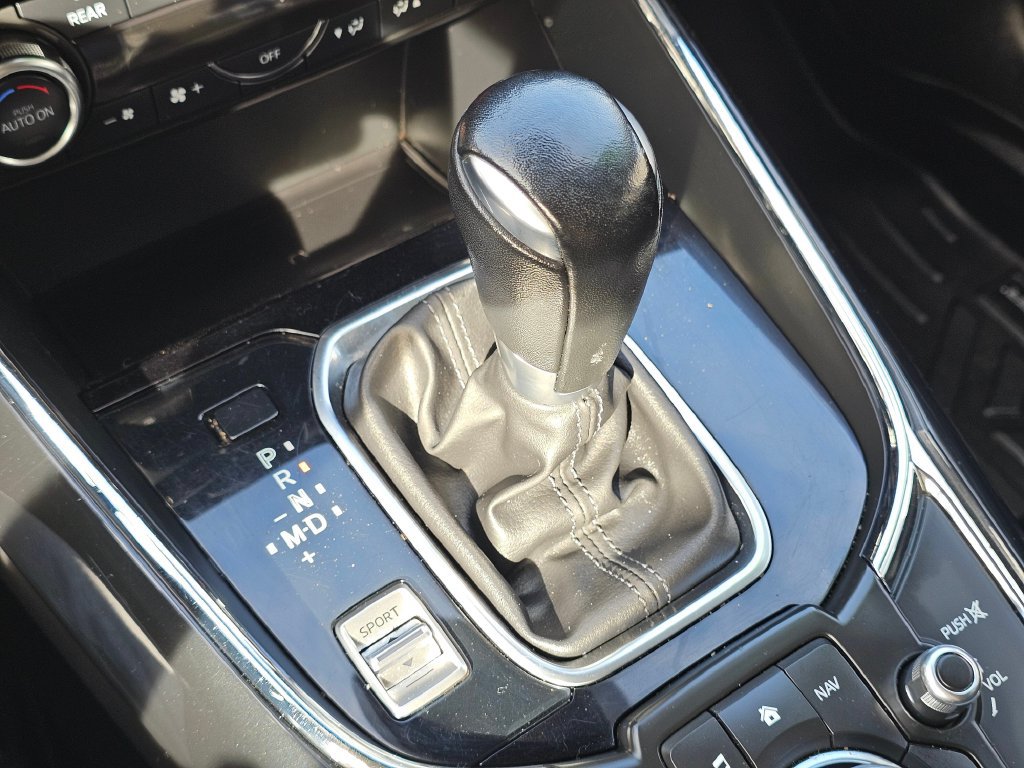 Used 2018 MAZDA CX-9 Touring AWD/4WD image 34