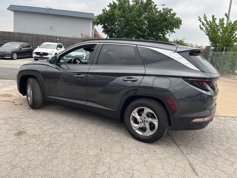 Used 2023 Hyundai Tucson SEL FWD image 3