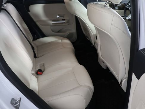 Used 2024 Mercedes-Benz GLA 250 4MATIC w/ Winter Heating Package image 22