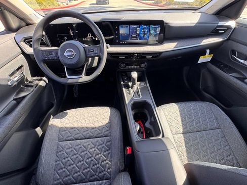 New 2026 Nissan Kicks SV FWD image 19