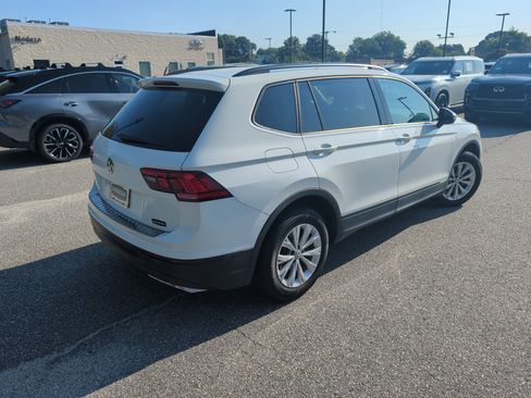 Used 2019 Volkswagen Tiguan S w/ Driver Assistance Package FWD image 4