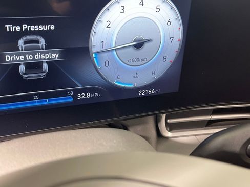 Used 2023 Hyundai Elantra SEL w/ Convenience Package image 21