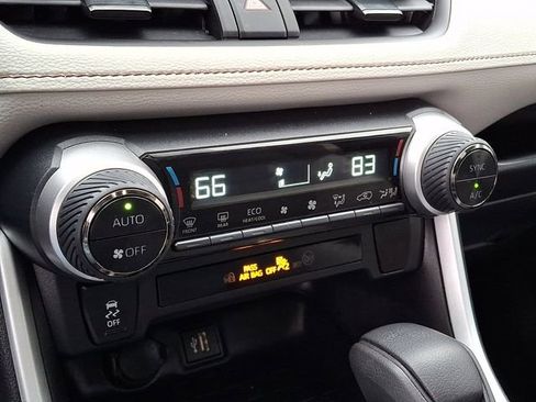 Used 2024 Toyota RAV4 XLE w/ Convenience Package image 17