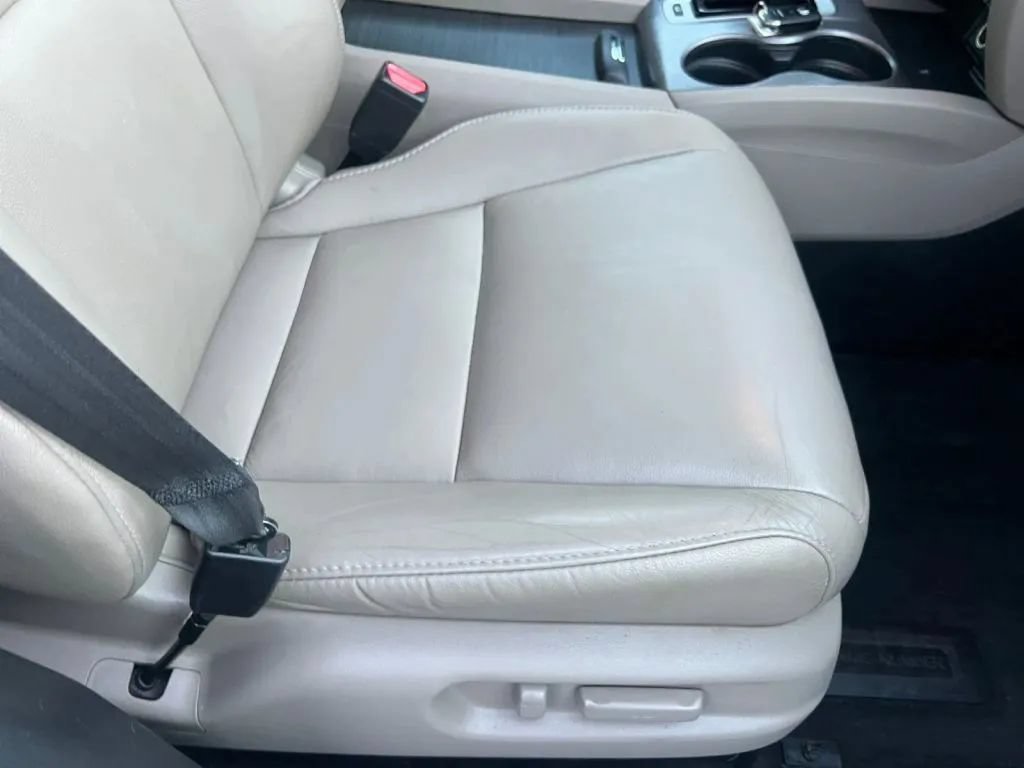 Used 2017 Honda Pilot EX-L image 16