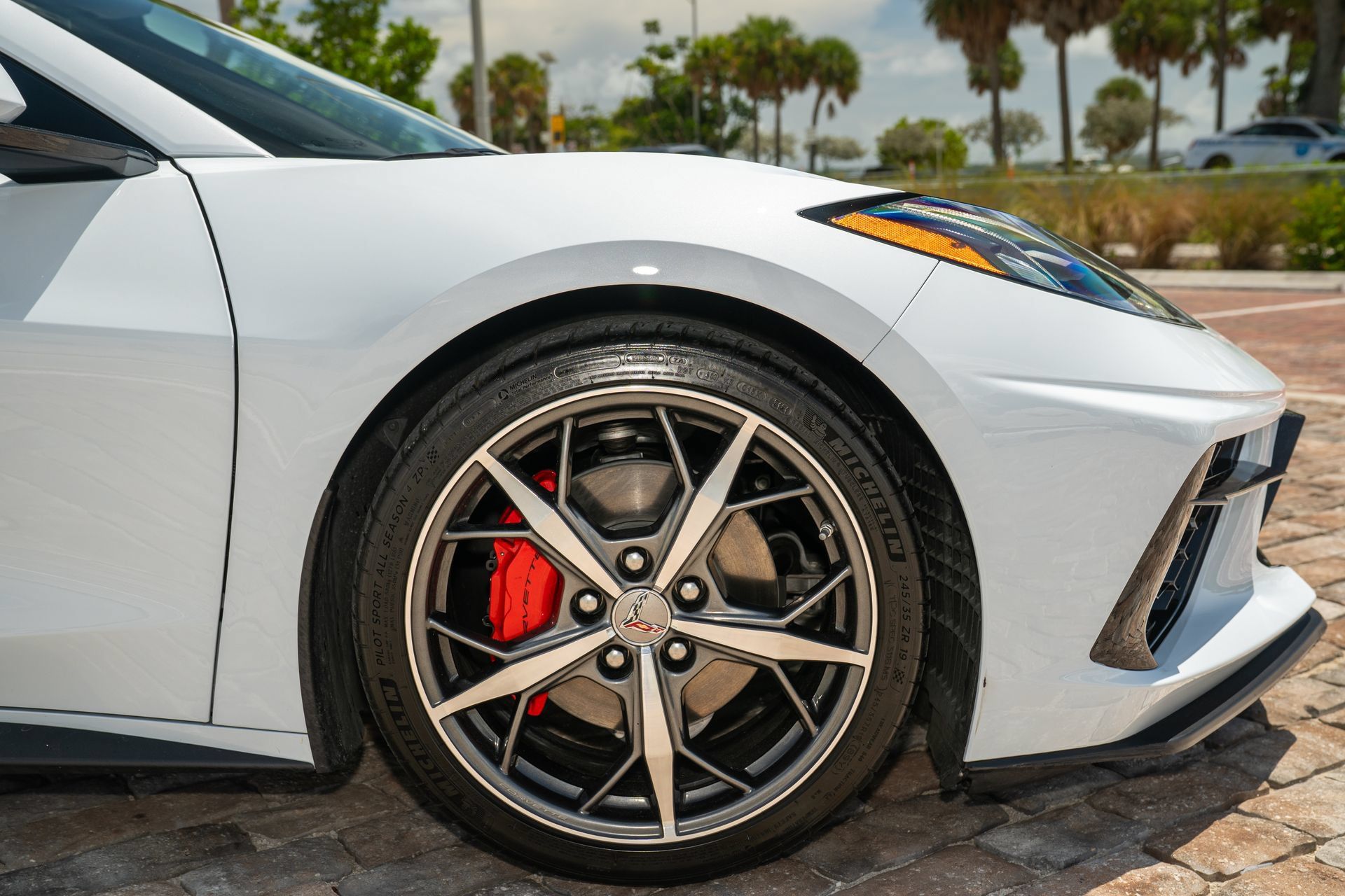 Used 2022 Chevrolet Corvette Stingray Coupe w/ Engine Appearance Package RWD image 8