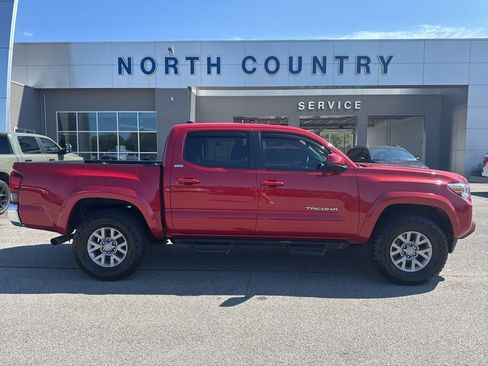 Used 2019 Toyota Tacoma SR5 image 1