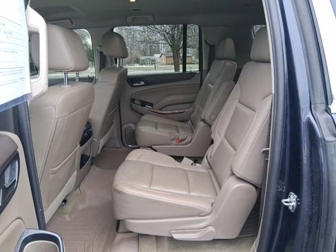 Used 2018 GMC Yukon XL SLT w/ Premium Edition image 24