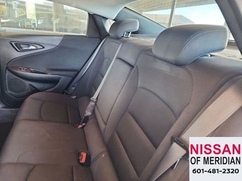 Used 2023 Chevrolet Malibu LT image 25