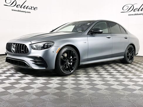 Used 2022 Mercedes-Benz E 53 AMG 4MATIC Sedan image 3