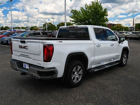 Used 2022 GMC Sierra 1500 SLT w/ SLT Convenience Package AWD/4WD image 5