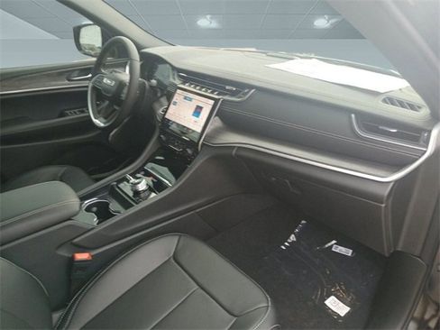 New 2024 Jeep Grand Cherokee Limited 4xe image 27